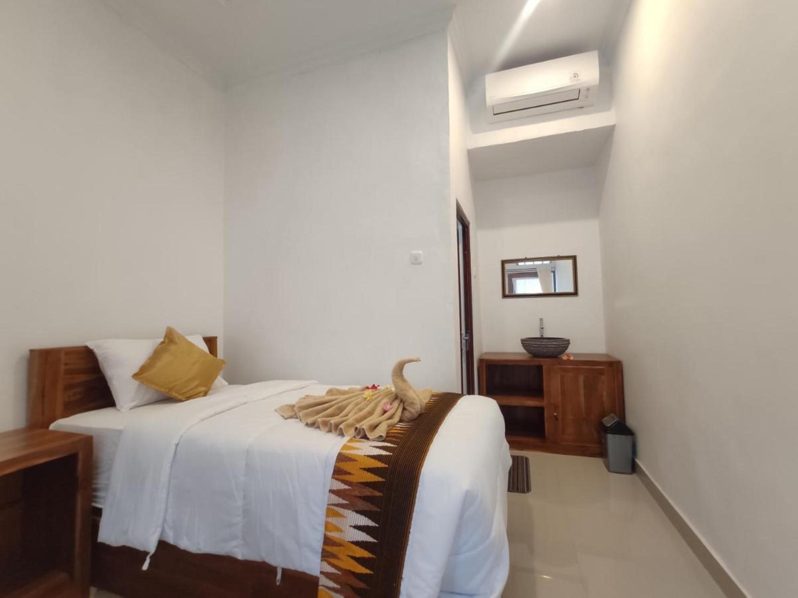 Gedhong Hostel Batununggul Экстерьер фото