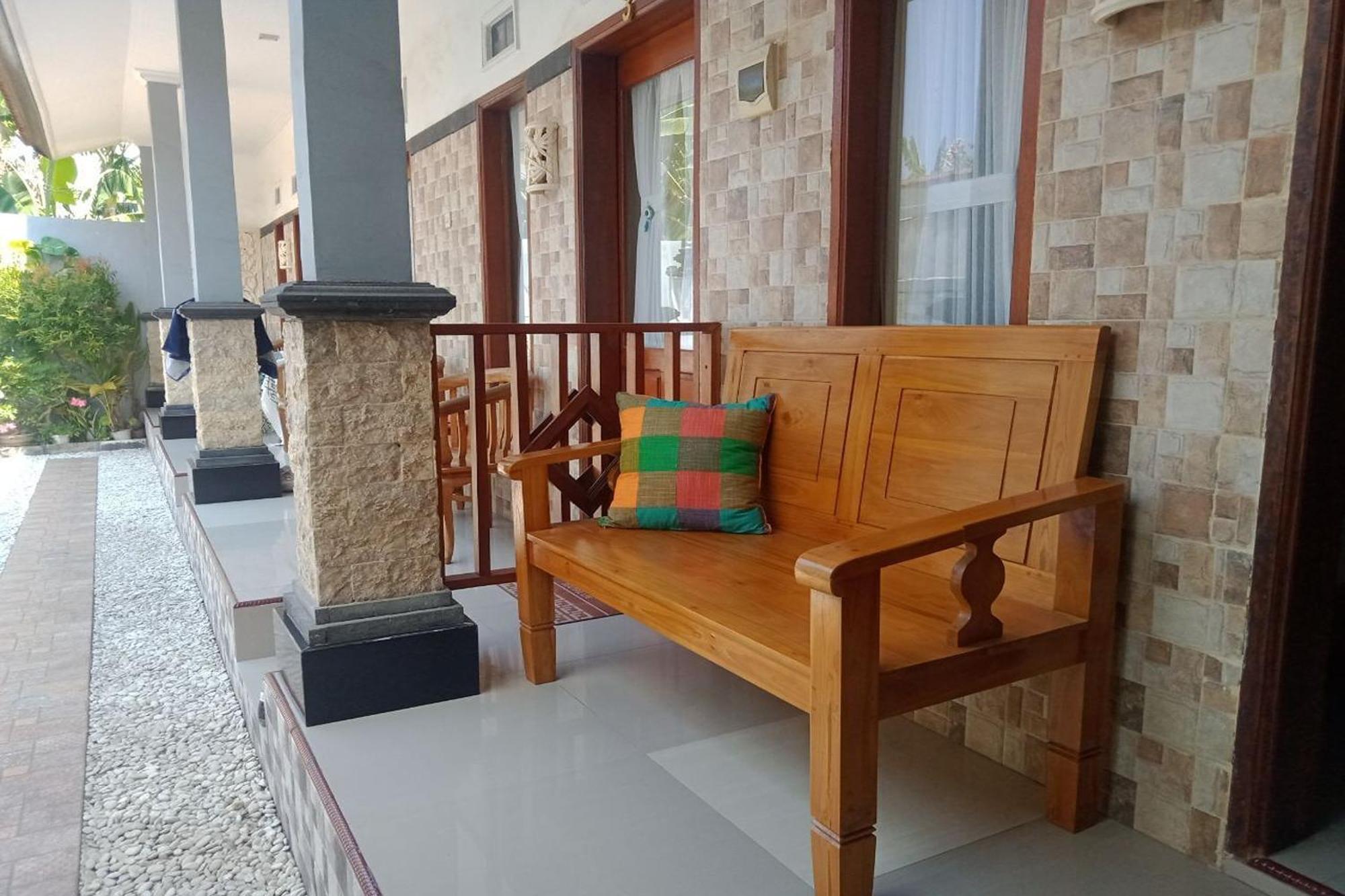 Gedhong Hostel Batununggul Экстерьер фото